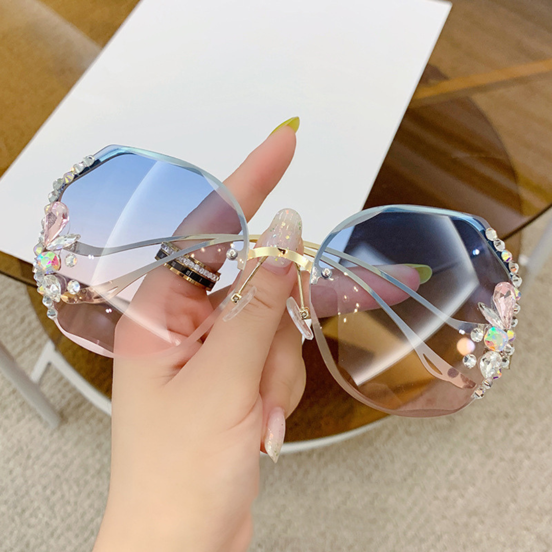 DiamondSunglasses - Shine This Summer!