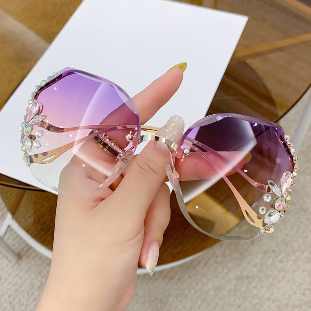 DiamondSunglasses - Shine This Summer!