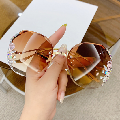 DiamondSunglasses - Shine This Summer!